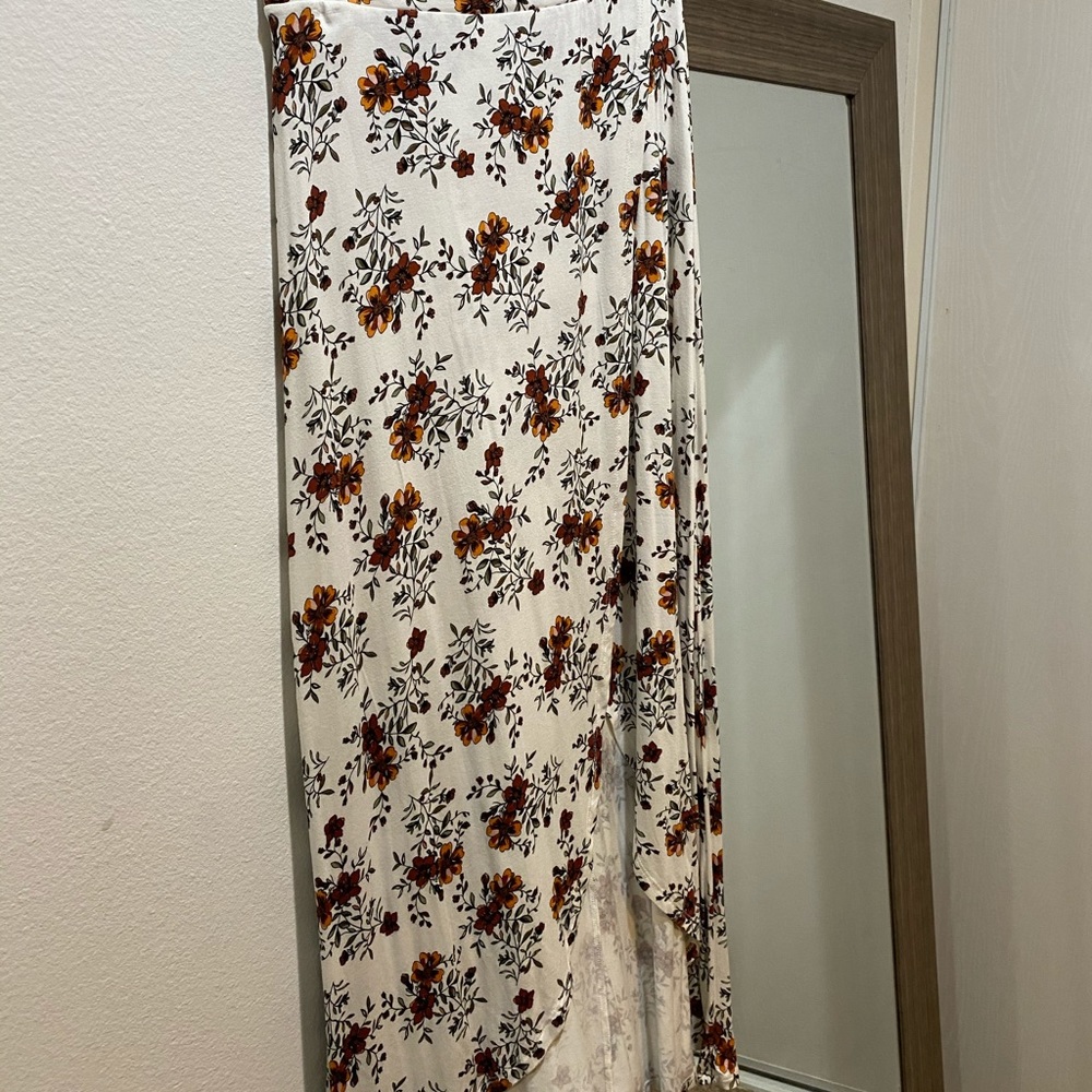 Long skirt